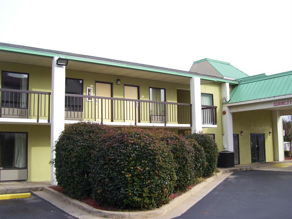 Quality Inn Commerce At I-85 Buitenkant foto