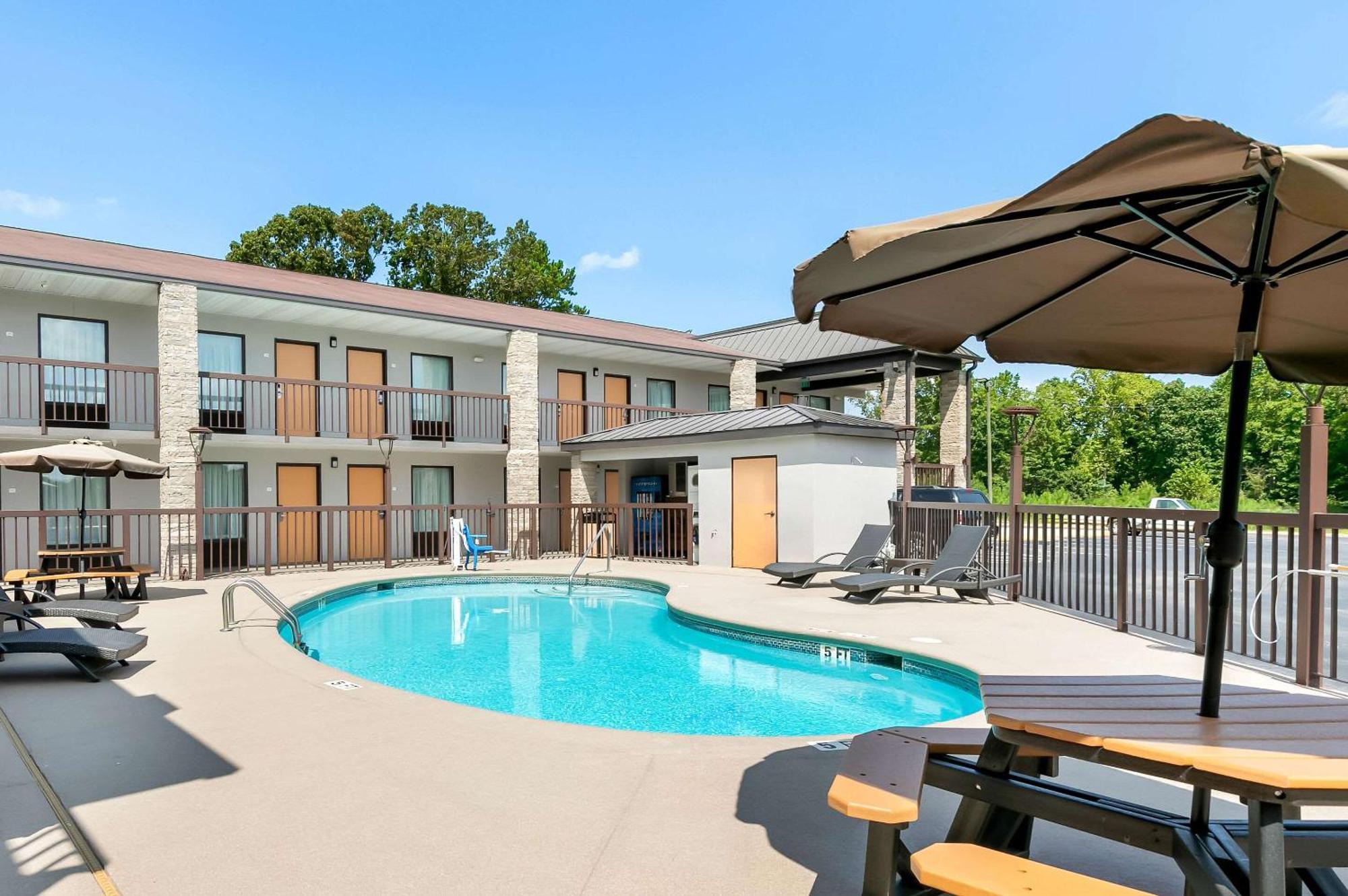 Quality Inn Commerce At I-85 Buitenkant foto